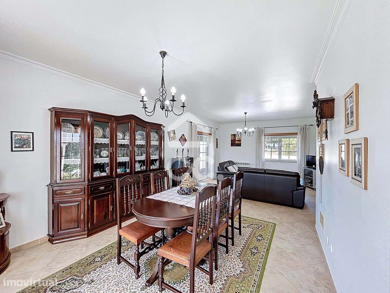 Moradia T4 com jardim, Casais da Serralheira-5