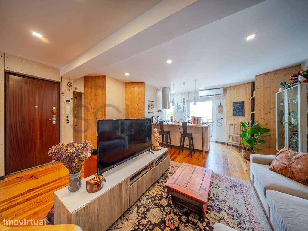 Apartamento T2+1 Santo Antonio | 2º Andar | Perto Praia-11