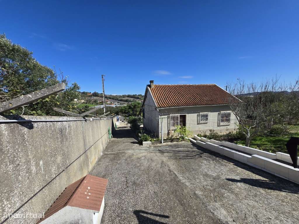 Moradia Encantadora em Almornos - Natureza, Tranquilidade e Conforto!-12