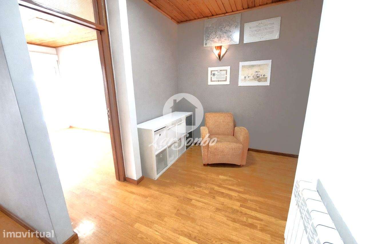 Apartamento no centro de Barcelos.-6