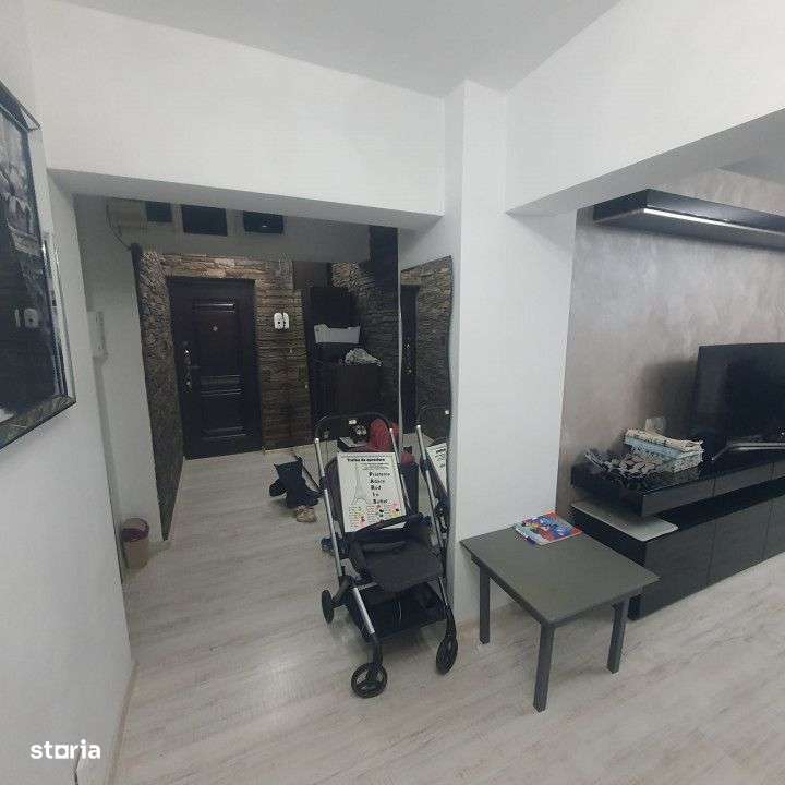 Apartament 4 camere Craiovei, confort 1 decomandat, mobilat, utilat - Imagine principală: 5/19