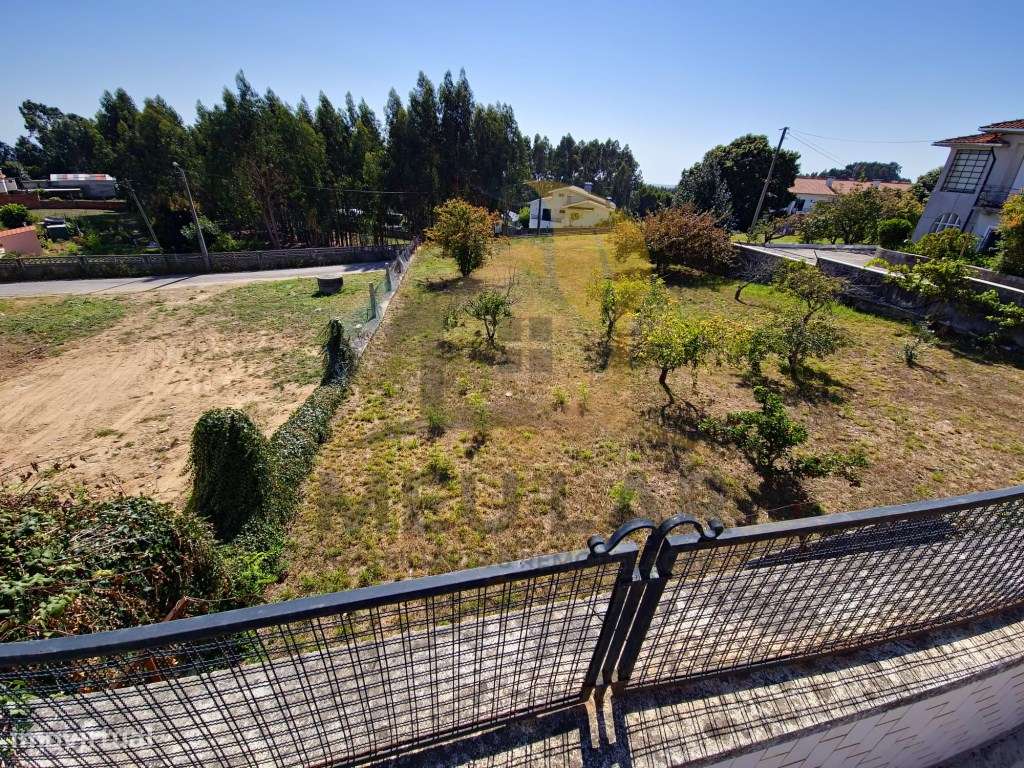 EXELENTE TERRENO PARA CONSTRUÇAO-11