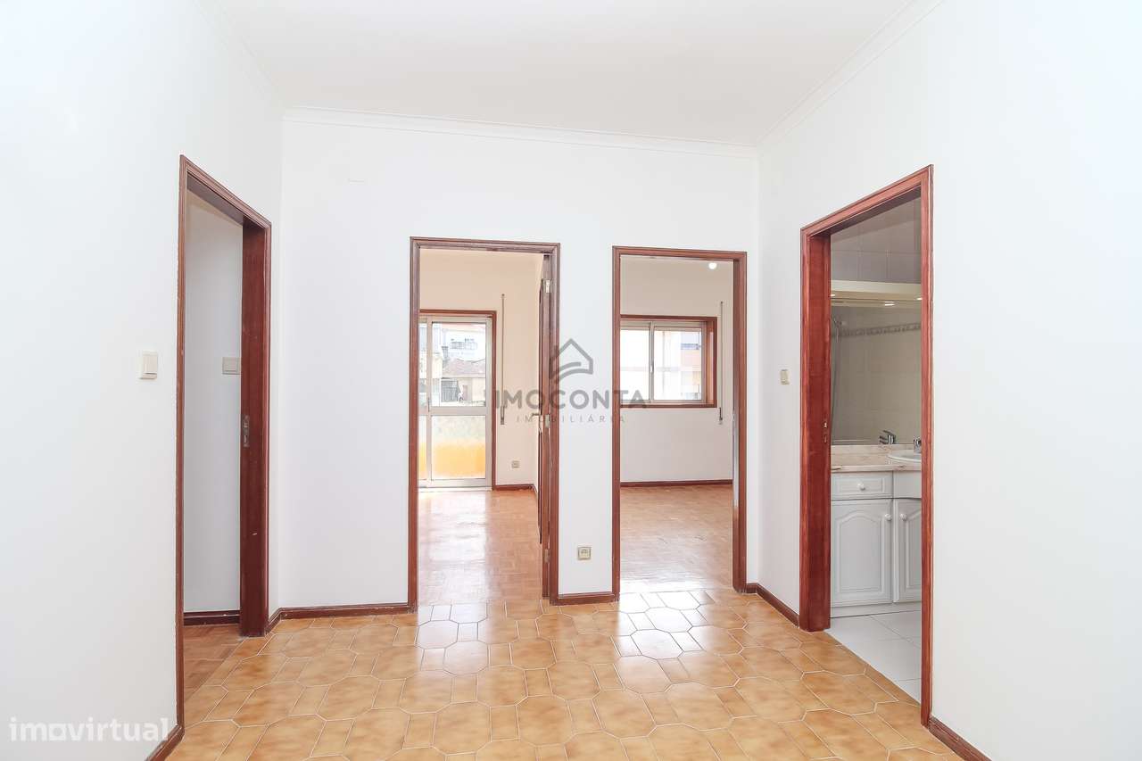 T3 c/Lugar de Garagem junto à Estação de Ermesinde-6