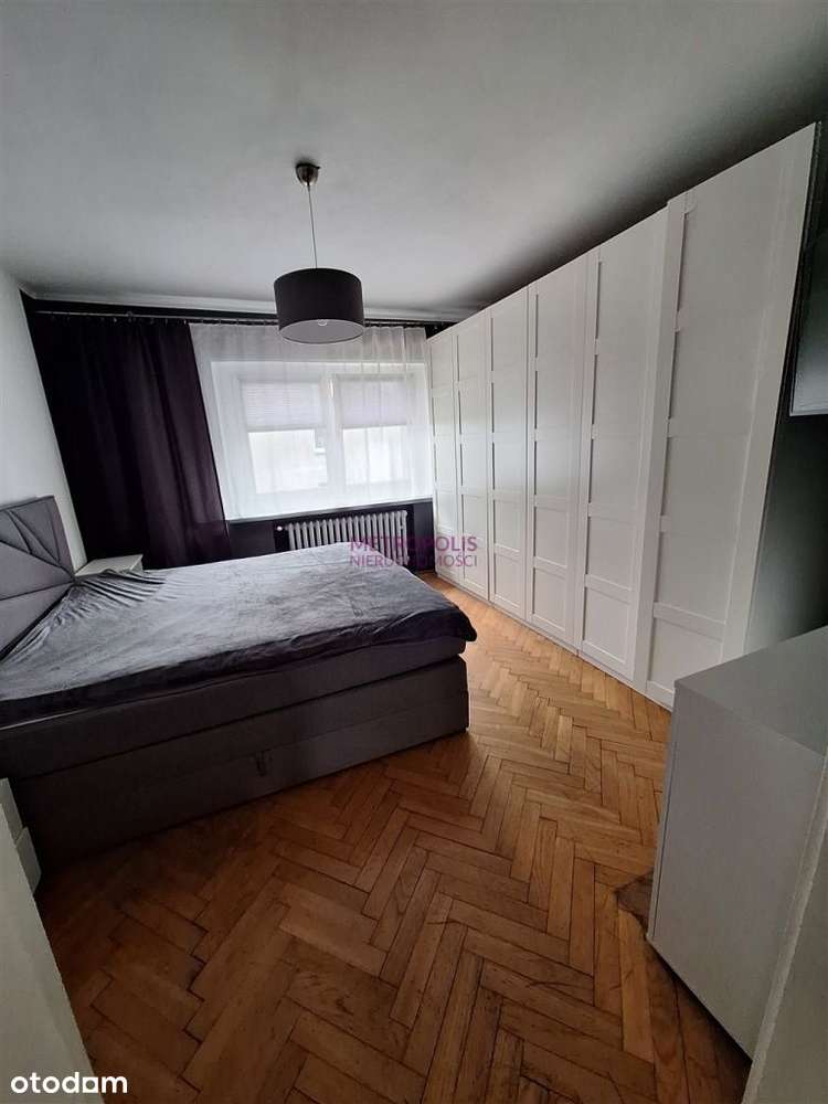 Dom w samym centrum miasta z wyposażeniem-8