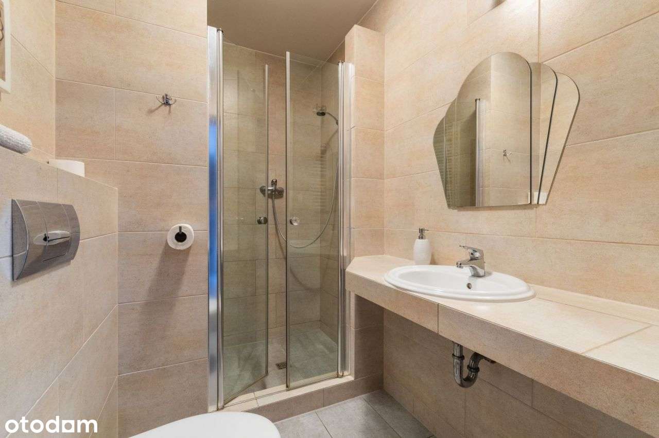 Lokal P21 2 piętro - Piękny wykończony pod klucz a-7