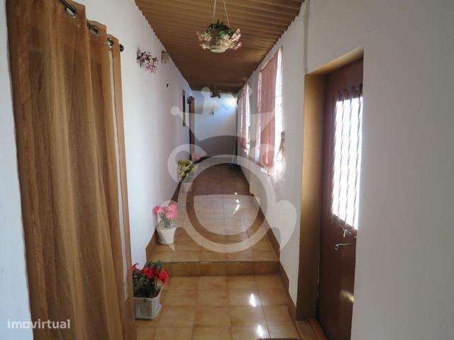 Moradia T3 na Encosta de Monsaraz com Quintal-10