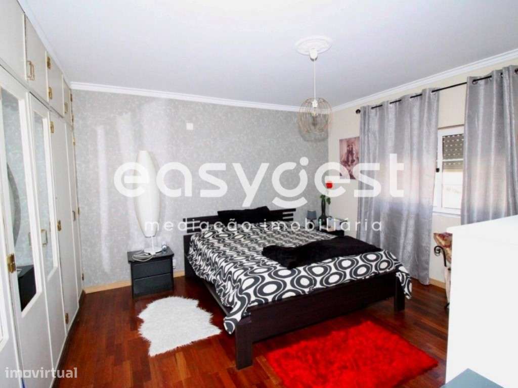 Moradia isolada inserida em terreno de 5000M2 em Vimeiro - Grande imagem: 5/11