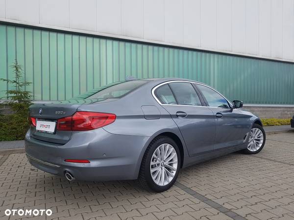 BMW Seria 5 530e iPerformance xDrive - 30