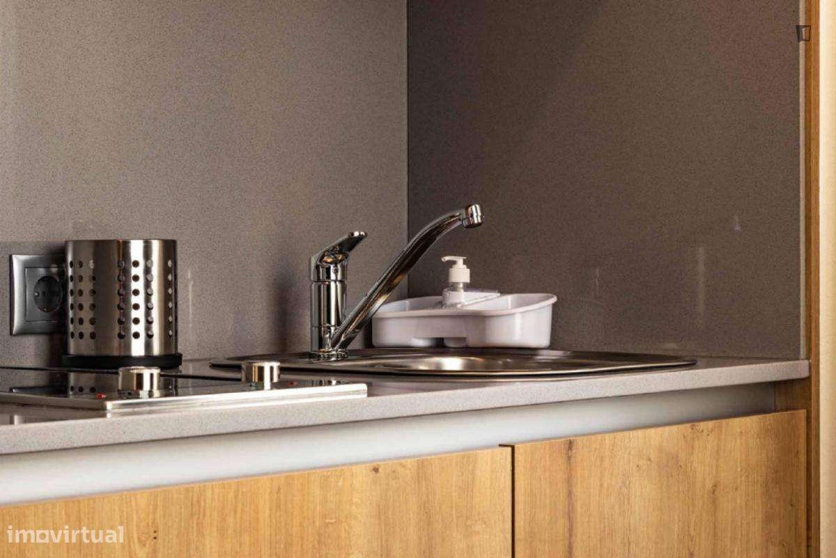 Quarto - localizado em Leiria - Grande imagem: 5/7