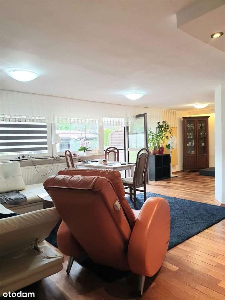 Dom przy lesie, działka ok. 3600m2-4