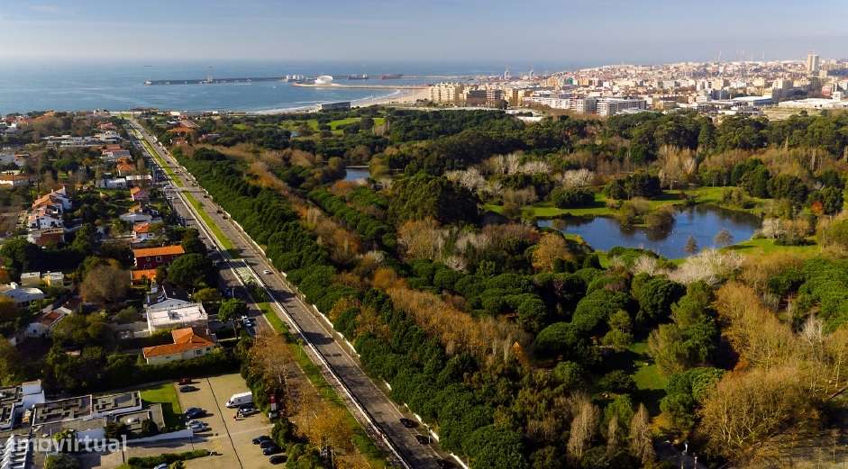 Moradia T4 totalmente recuperada, em Aldoar - Grande imagem: 4/10