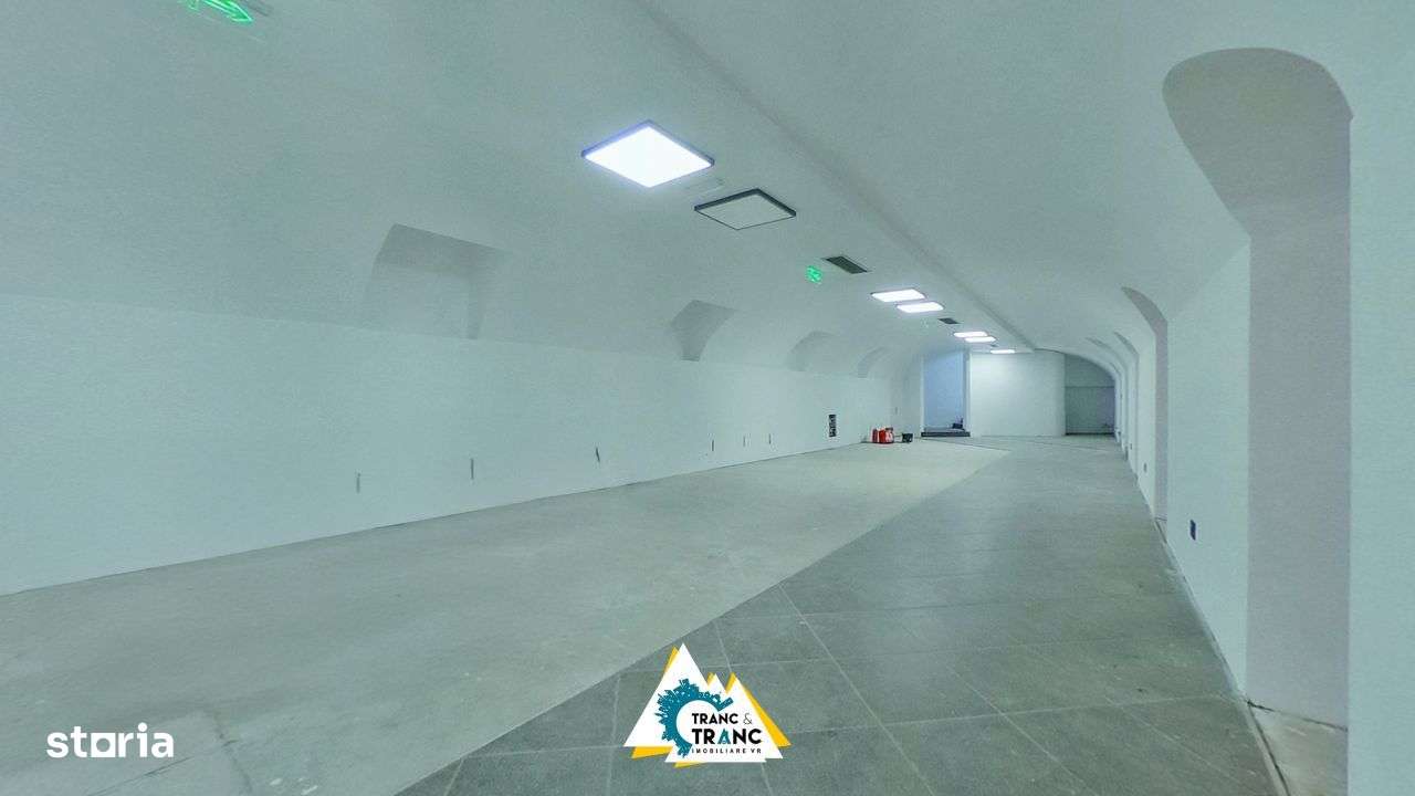 Spatiu comercial renovat in 2024 de 205 mp la Boul Rosu - Imagine principală: 2/10