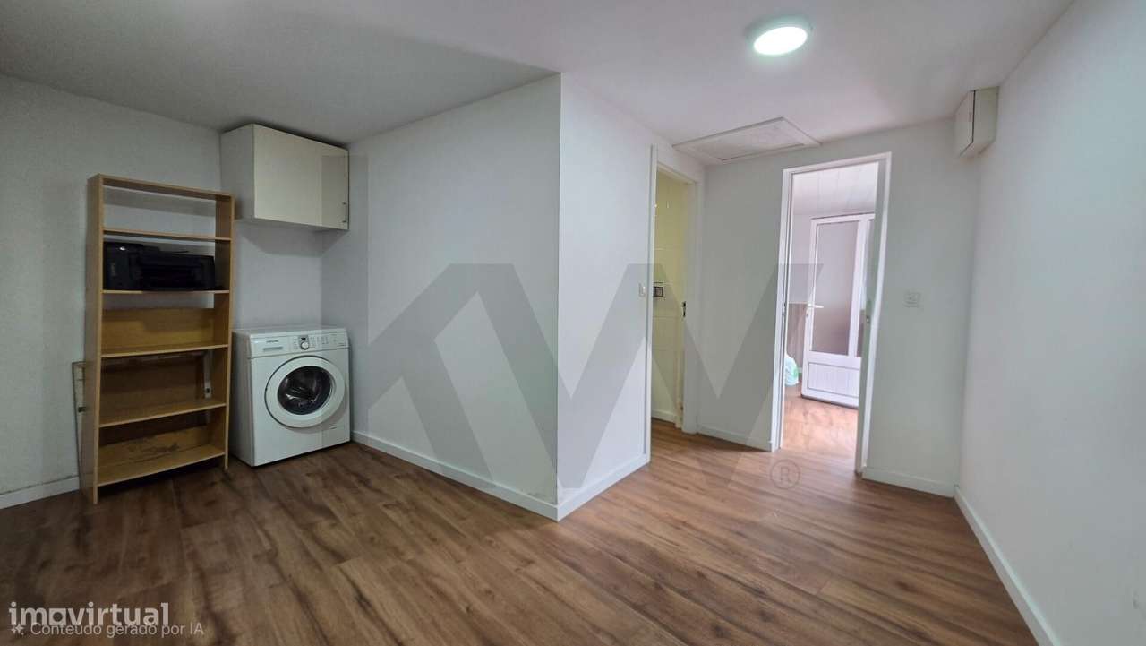 Moradia Gandaresa em  Rio Tinto ouca vagos com terreno e floresta-16