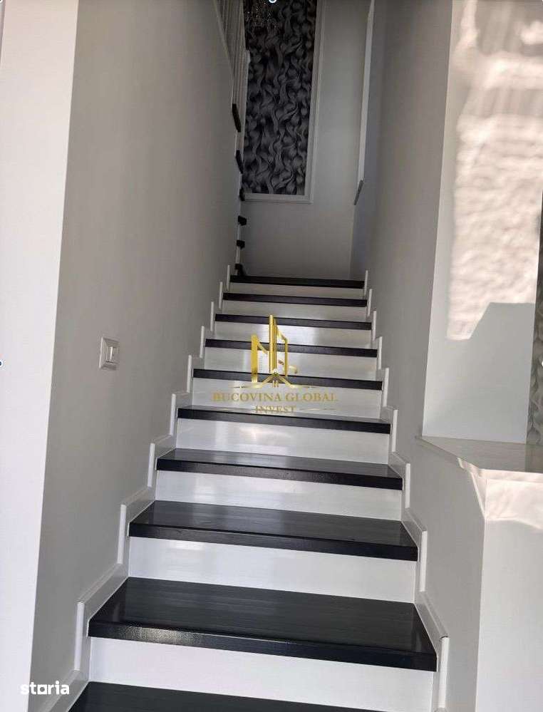 Vând casă deosebitǎ în comuna Moara, județul Suceava! COMISION ZERO! - Imagine principală: 4/15