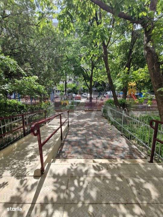 Apartament cu 3 camere de vanzare langa Park Lake la 130000 de euro - Imagine principală: 3/19