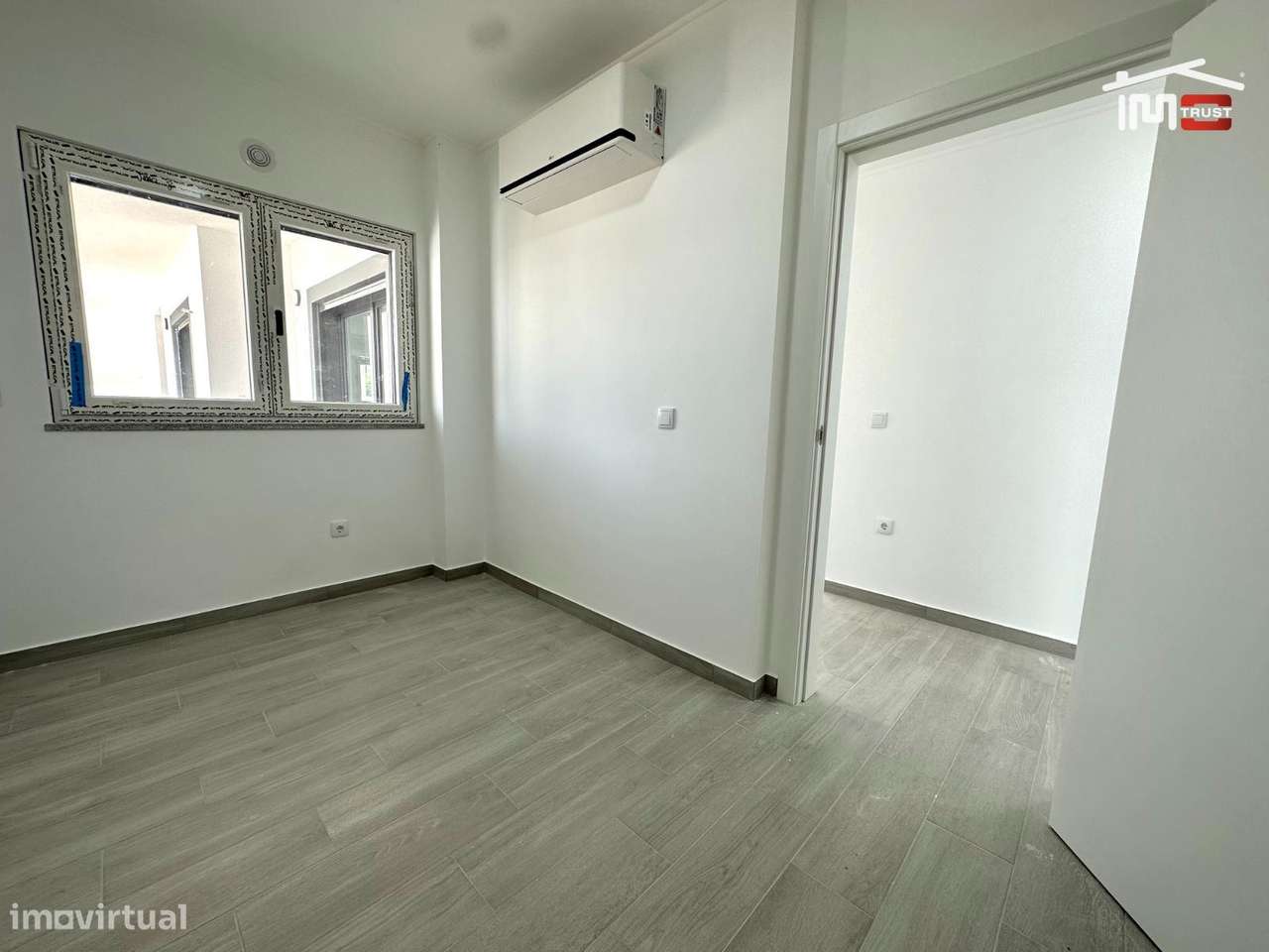 Incrível Moradia T4+1 - Com 601M2 de Terreno-33