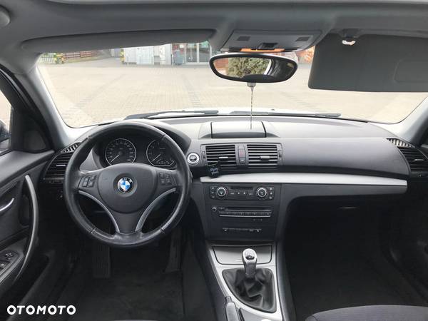 BMW Seria 1 118i Edition Lifestyle - 9