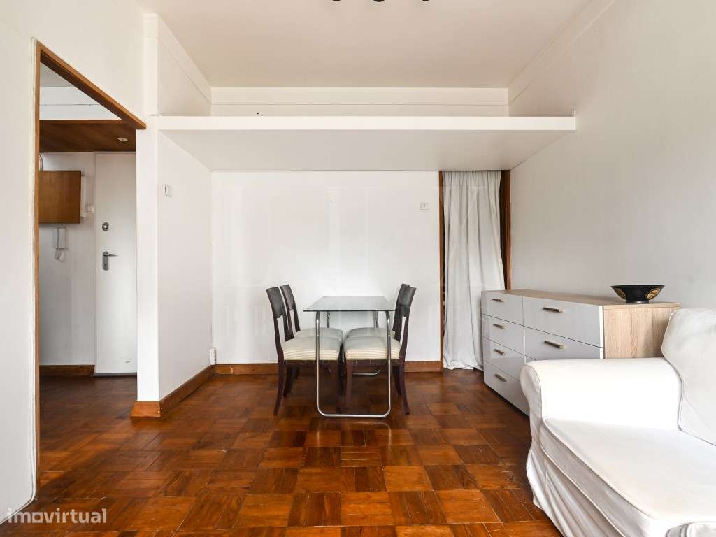 T1 EM CAMPOLIDE | VISTA AMOREIRAS ! EXCELENTE OPORTUNIDADE DE INVES...-2