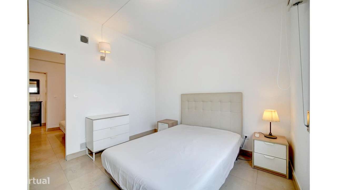 Apartamento T3 em Lisboa com terraço-25