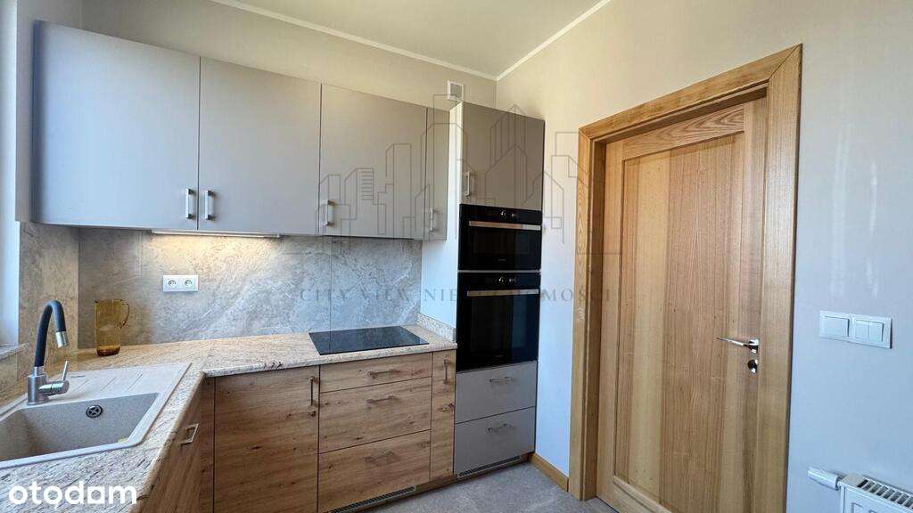 Wysoki standard z antresolą i balkonami - Pełny obrazek: 5/20