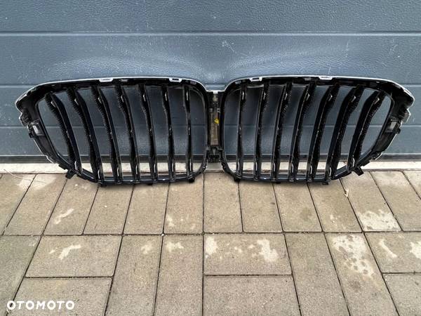 BMW X5 G05 CHROM Przedni grill atrapa nerki kamera - 4