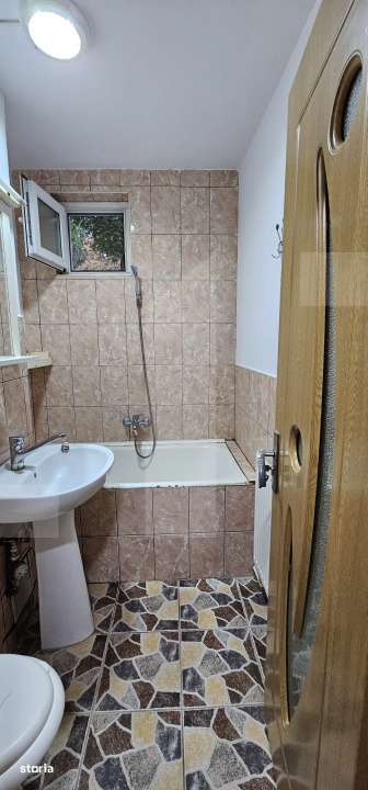 Apartament cu 2 camere, parter inalt cu balcon, cartierul Simeria - Imagine principală: 4/7