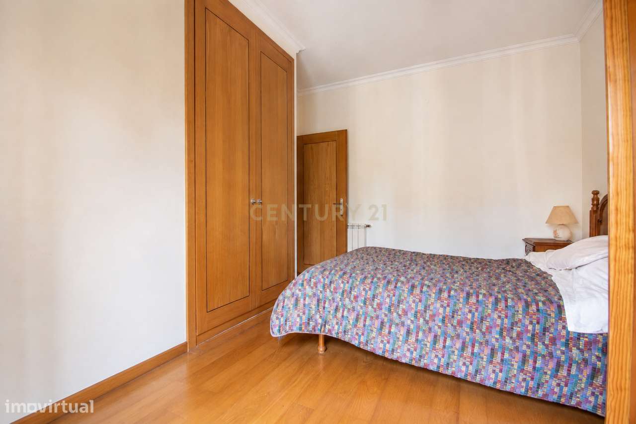 Apartamento T3 com Garagem Dupla na Quinta da Borloteira, Figueira da-22