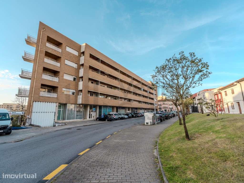 Vende-se T3 - Braga Centro-34