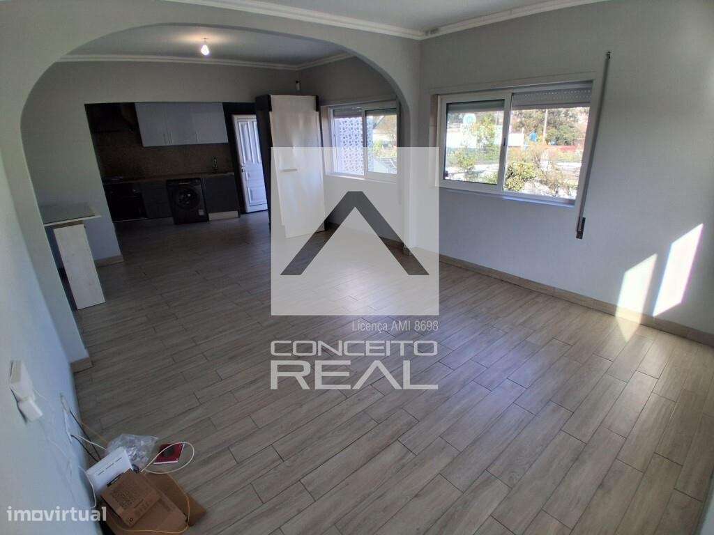 Andar Moradia - T3 - S. Cosme - Grande imagem: 5/33