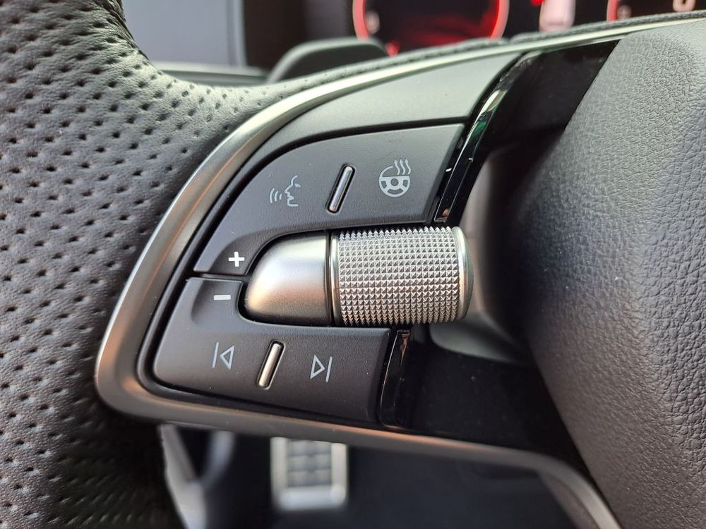 SKODA KAROQ 1.5 TSI 150KM DSG SPORTLINE, dostępny od ręki