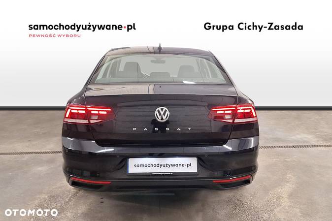 Volkswagen Passat 1.5 TSI EVO Business DSG - 4