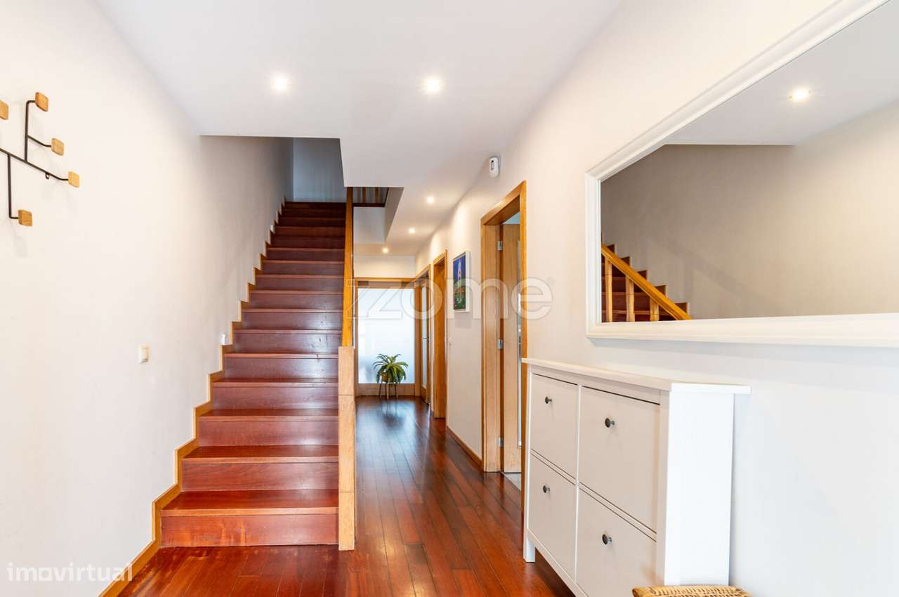 Moradia T4 em Canelas - Grande imagem: 3/50