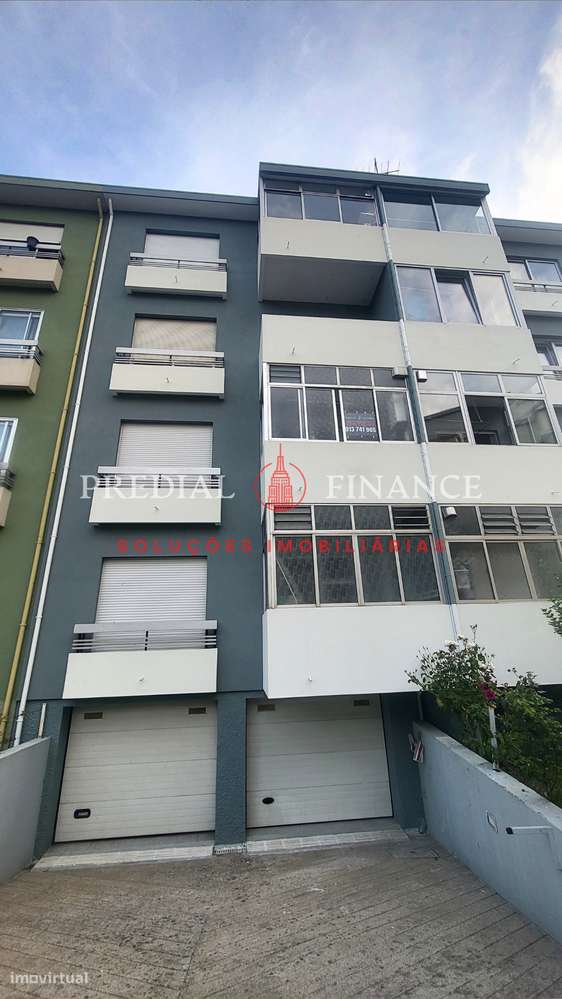 T2+1 Luminoso com Garagem Ampla em Ramalde – Zona em Valorização-19