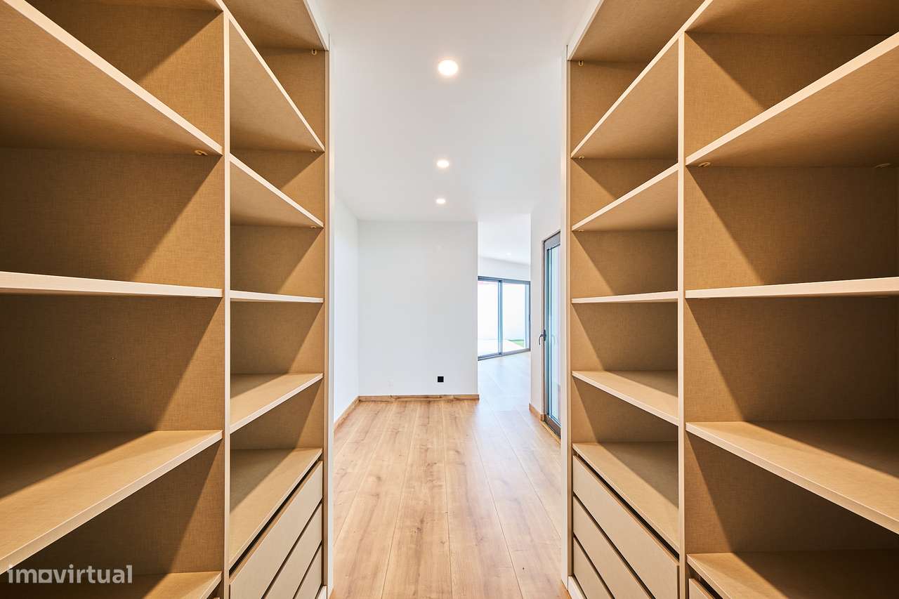 Moradia Isolada com piscina, Verdizela, Seixal-17