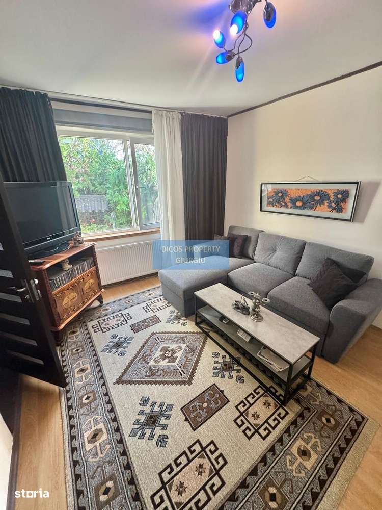 Casă de vânzare pe strada Tudor Vladimirescu-16