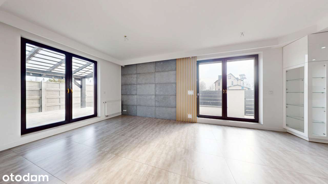 *Dom wolnostojący wykończony, wysoki standard*-1