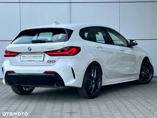 BMW Seria 1 120i M Sport - 10