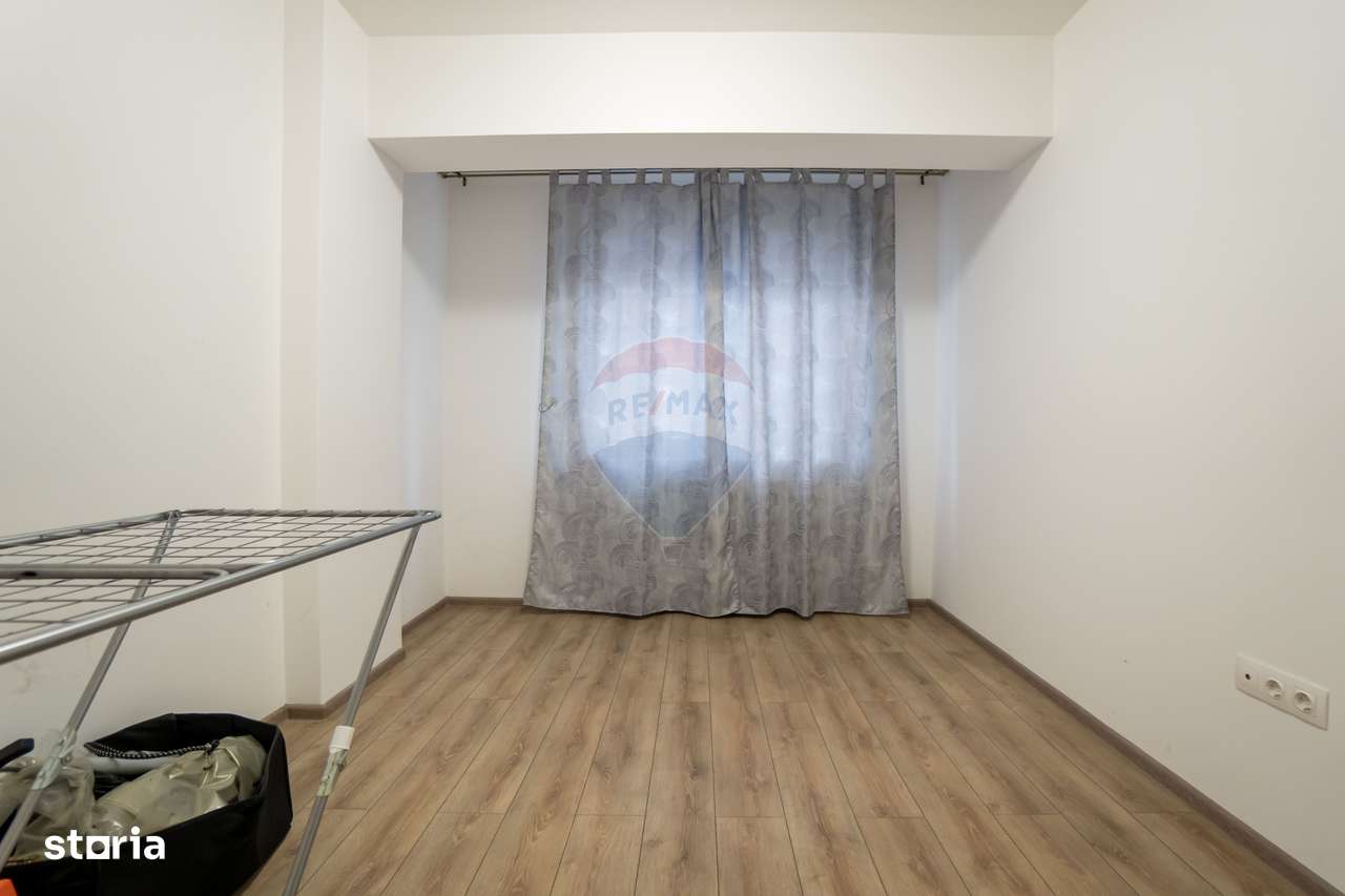 Apartament 3 camere cu 2 locuri de parcare si boxa Coresi-12