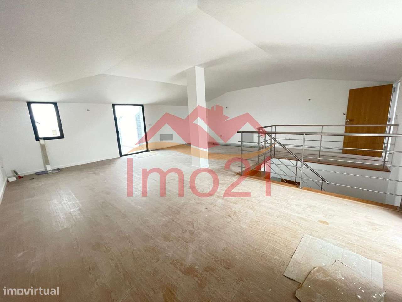 T2 Duplex com Terraço novo em Esgueira-19