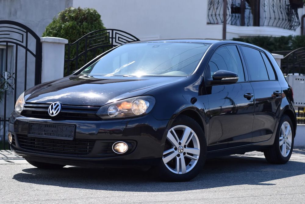 Volkswagen Golf 2.0 TDI DPF DSG MATCH 2013