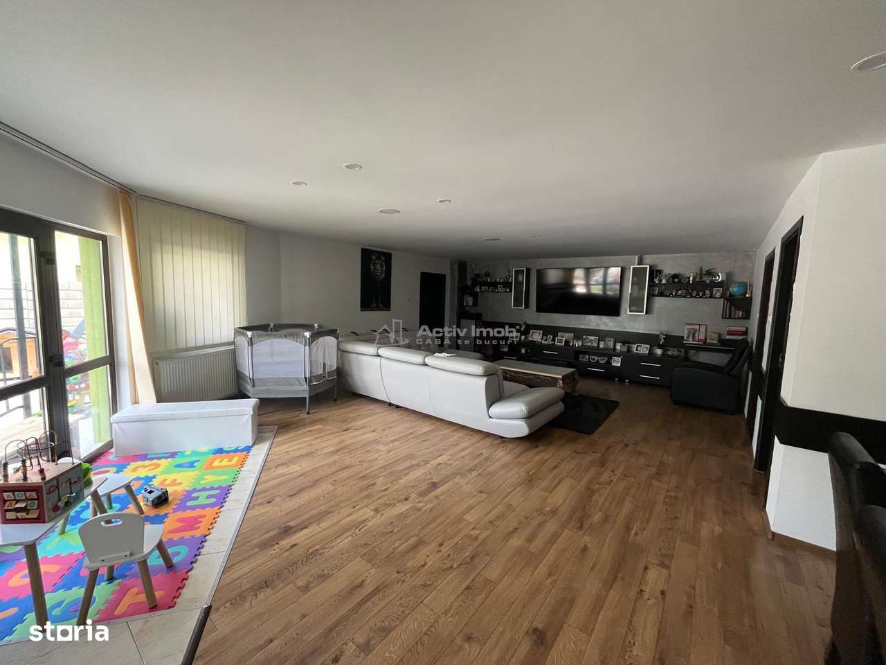 Caransebes, Casa la Cheie P+E+M, Zona ACR - Imagine principală: 4/20