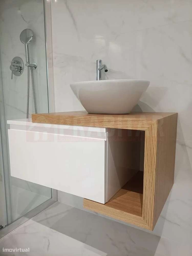 Em Celas, Apartamento T2 com 2 Suites, Varandas e Garagem-3