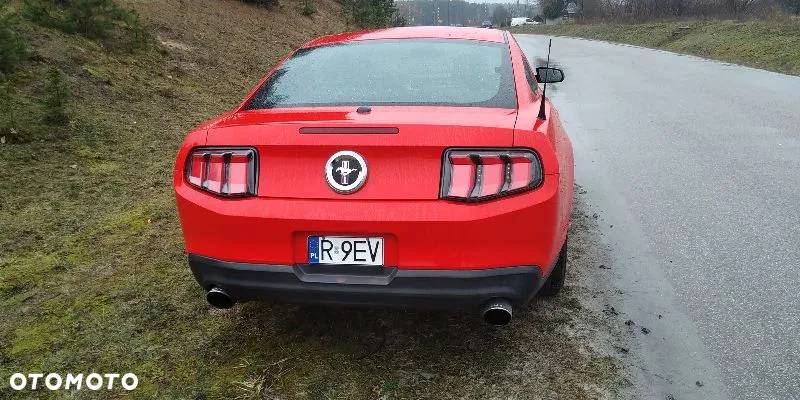 Ford Mustang 3.7 V6 Premium - 17