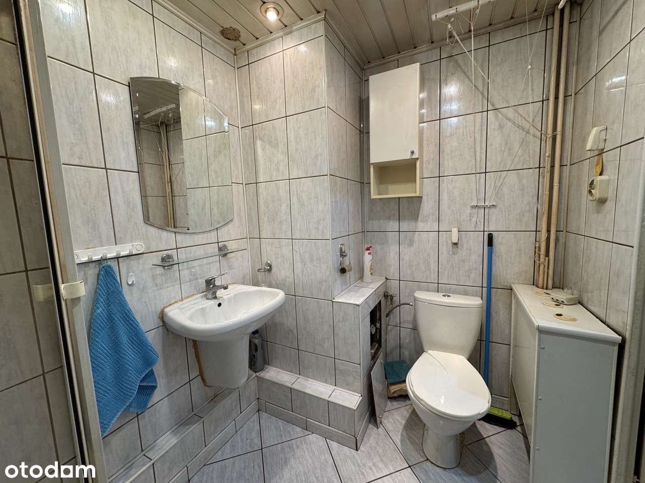 Mieszkanie 2-pokojowe z balkonem do remontu-13