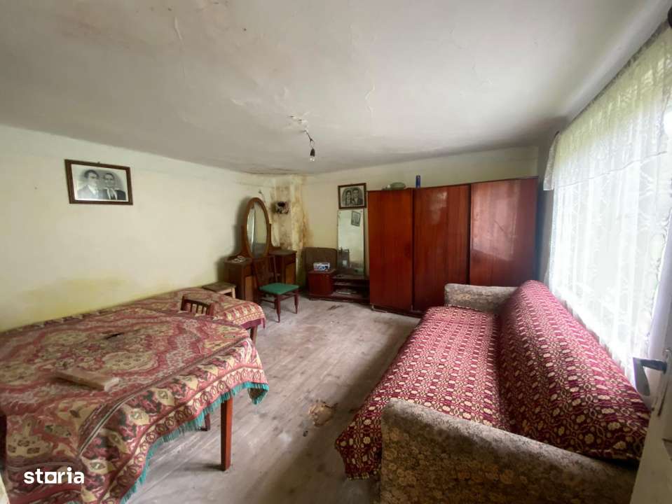 Casa batrineasca + Teren 1190 mp-2