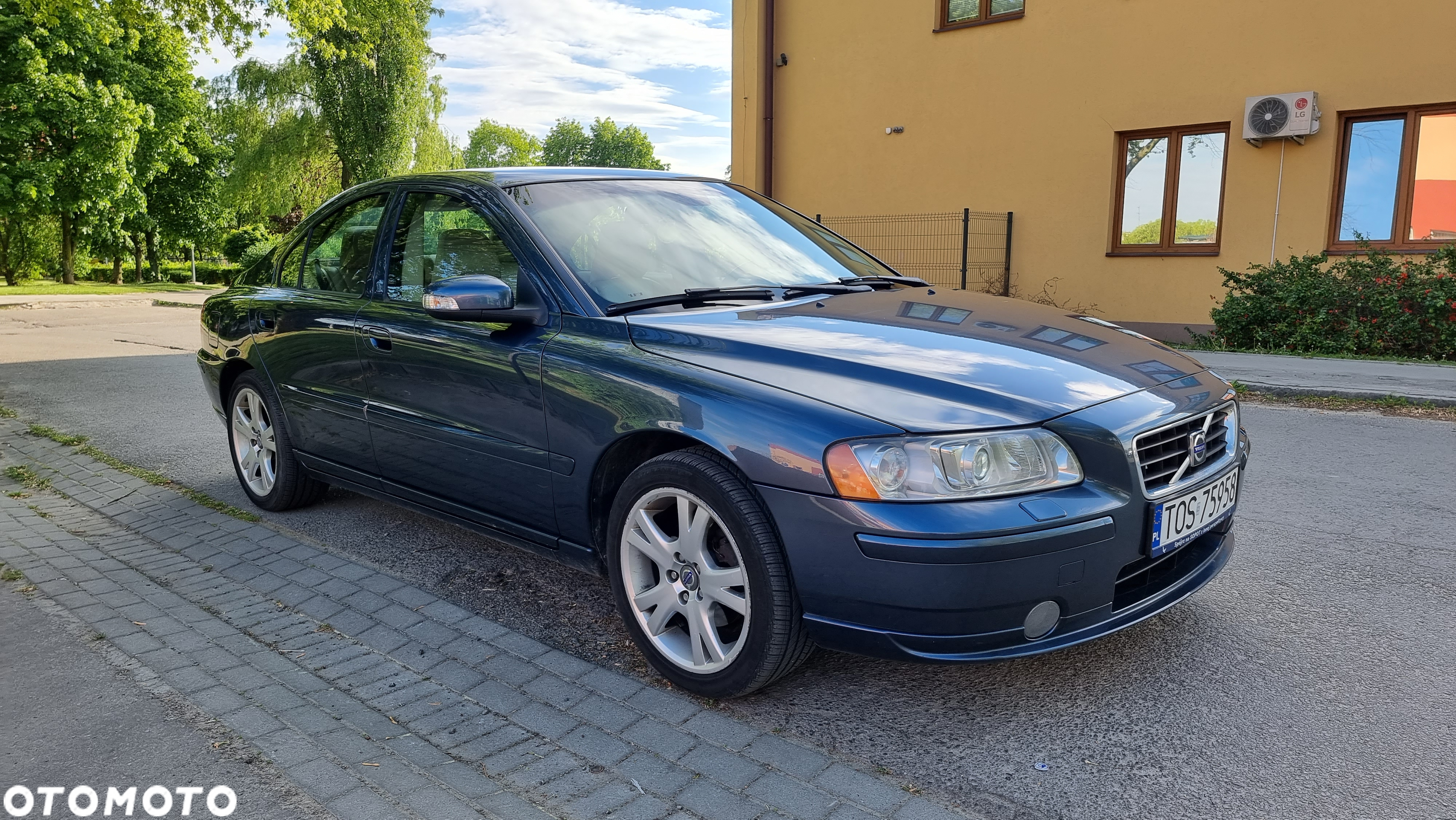 Volvo S60 2.4D Summum - 4