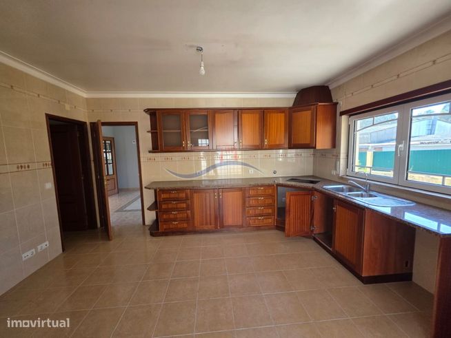 Moradia T4 - Zona Bajouca-12