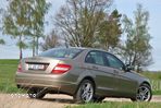 Mercedes-Benz Klasa C 180 BlueEFFICIENCY 7G-TRONIC Elegance - 23