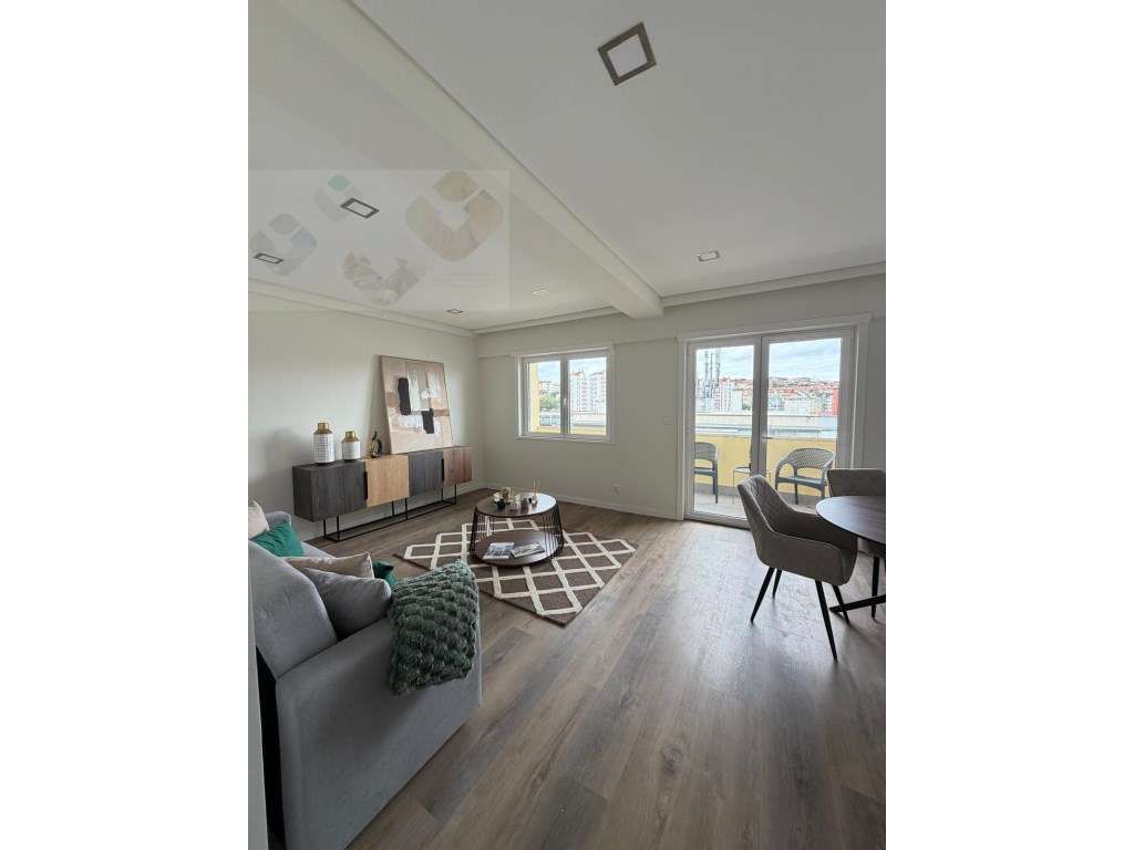 Apartamento T3 Venda Lisboa-13