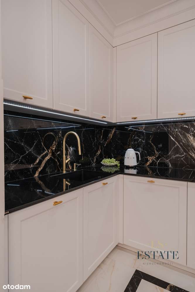 Apartament premium w sercu Warszawy-4